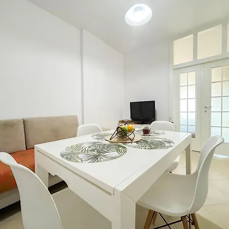 Seaside Bloom Retreat E72 Appartement *