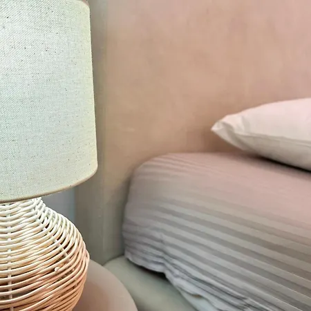 Seaside Bloom Retreat E72 شقة