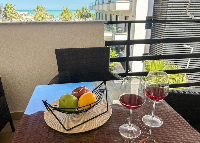 Seaside Bloom Retreat E72 *