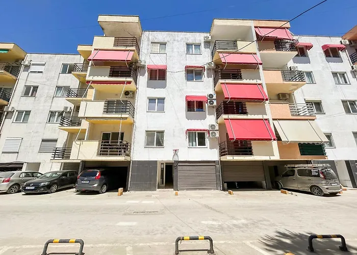 Seaside Bloom Retreat E72 Golem (Tirana)